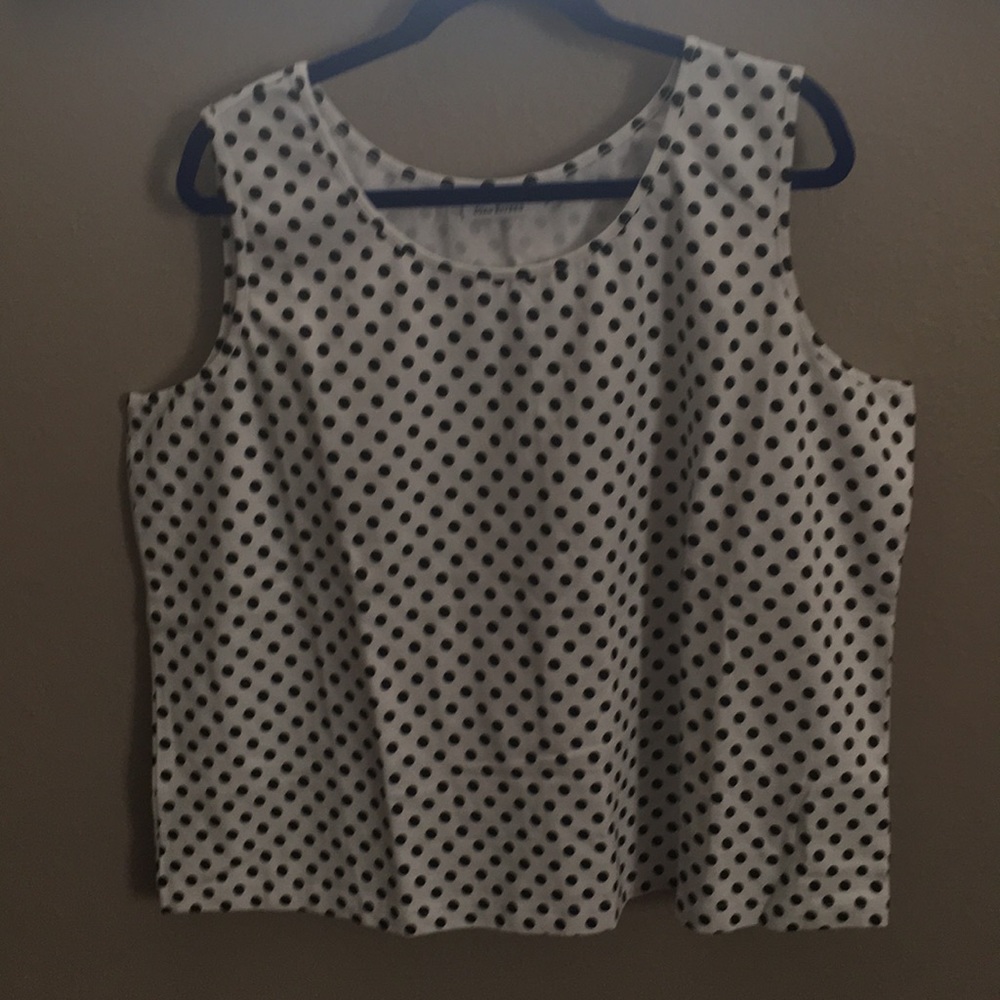 Joan Rivers sleeveless top